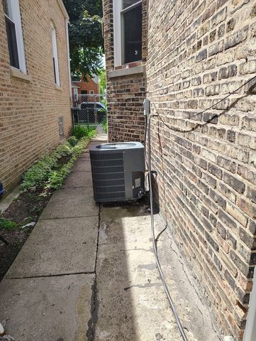 2243 N Kedvale Avenue, Chicago, IL 60639