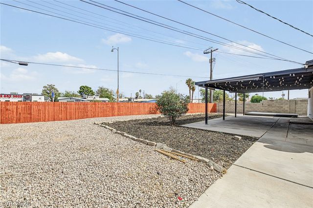 6100 Preston Circle, Las Vegas, NV 89107