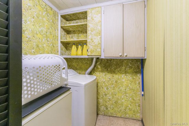 15 Wayne Way, White Plains, NY 10607