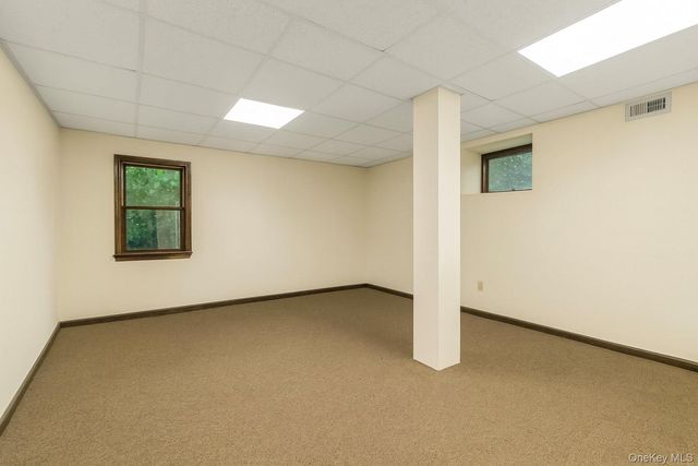 15 Wayne Way, White Plains, NY 10607