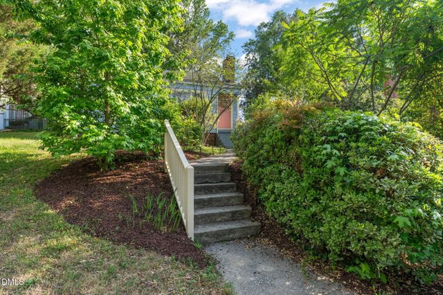 323 Monmouth Avenue, Durham, NC 27701