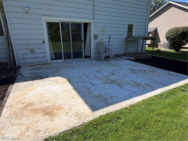 1905 Camberly Drive, Cleveland, OH 44124
