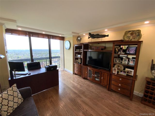 27010 Grand Central Parkway 19O, Floral Park, NY 11005
