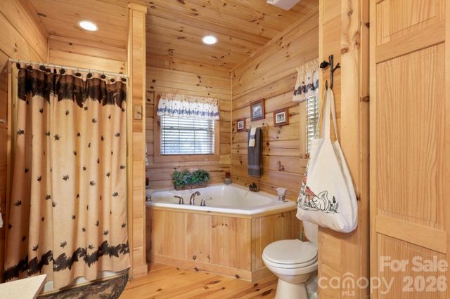 78 Longview Ridge, Lake Toxaway, NC 28747