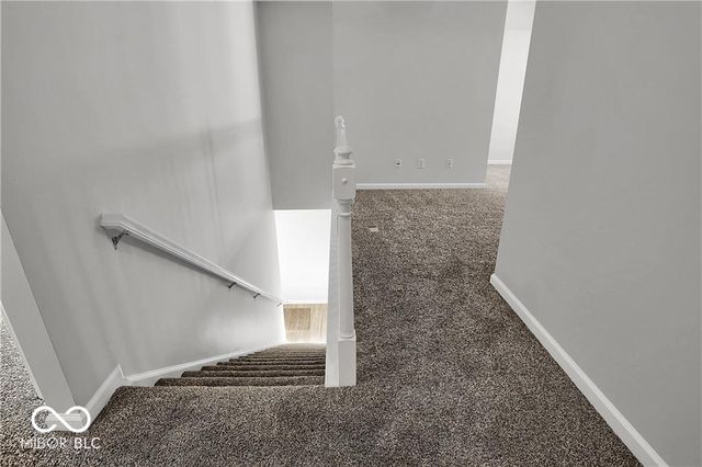 4024 Eldor Flower Drive, Zionsville, IN 46077