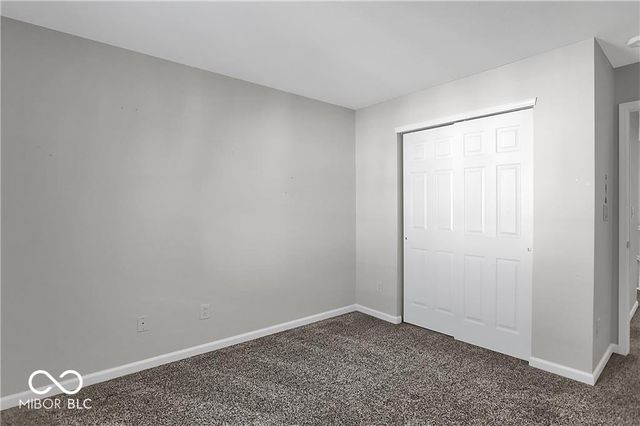 4024 Eldor Flower Drive, Zionsville, IN 46077