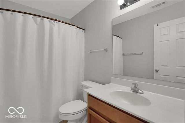 4024 Eldor Flower Drive, Zionsville, IN 46077