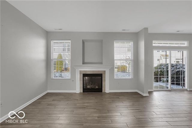 4024 Eldor Flower Drive, Zionsville, IN 46077