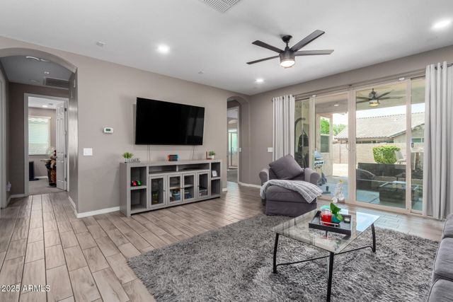 20762 E CANARY Way E, Queen Creek, AZ 85142