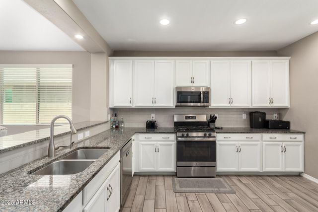 20762 E CANARY Way E, Queen Creek, AZ 85142