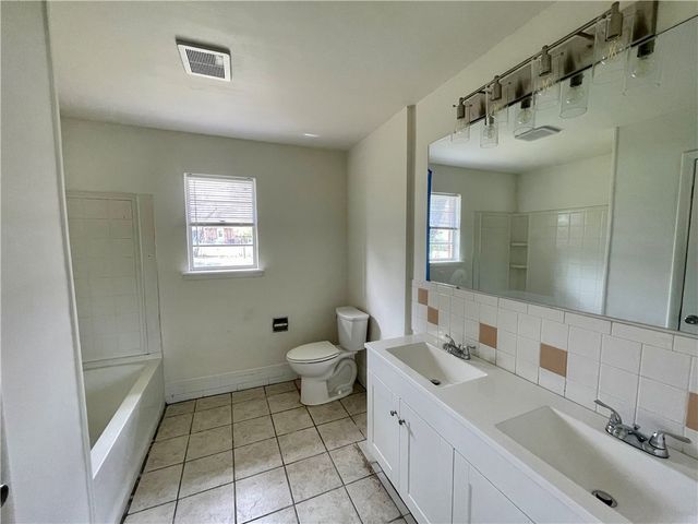 814 Gwen Street, Springdale, AR 72762