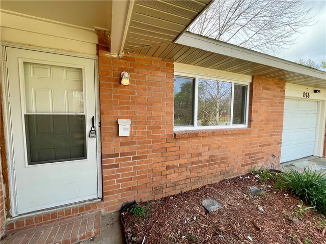 814 Gwen Street, Springdale, AR 72762