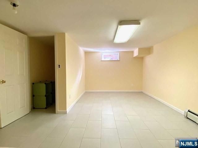 330 Westview Avenue, Fort Lee, NJ 07024