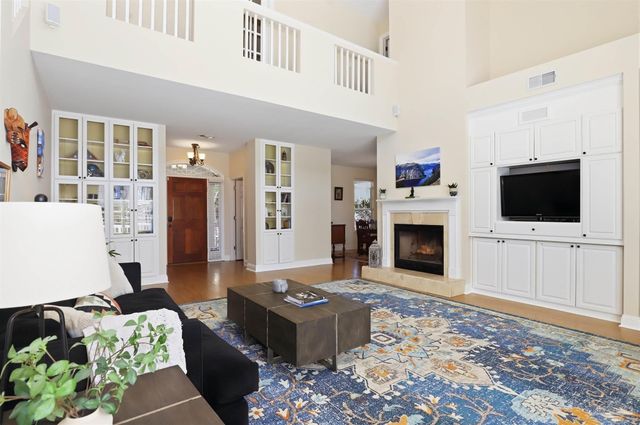 4279 Conradina Dr, Gulf Breeze, FL 32563