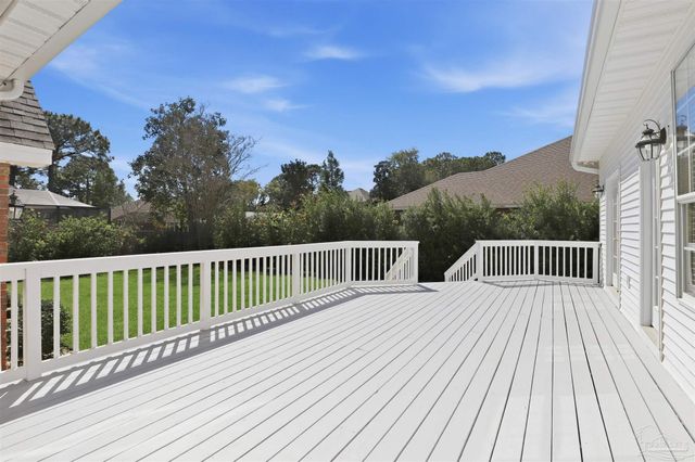 4279 Conradina Dr, Gulf Breeze, FL 32563