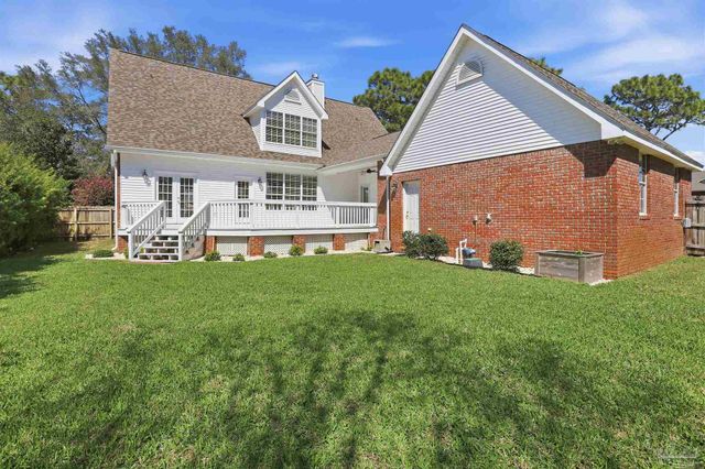 4279 Conradina Dr, Gulf Breeze, FL 32563