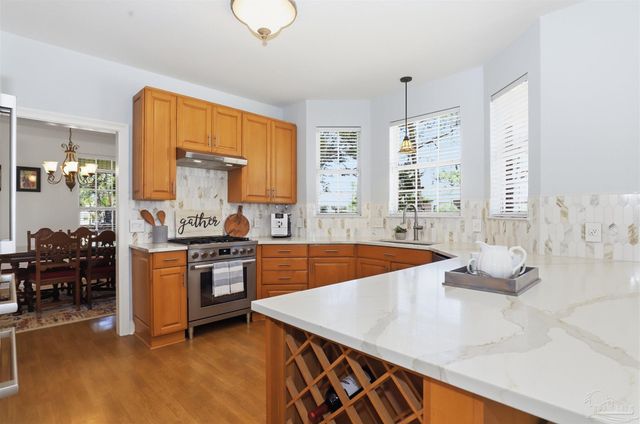 4279 Conradina Dr, Gulf Breeze, FL 32563