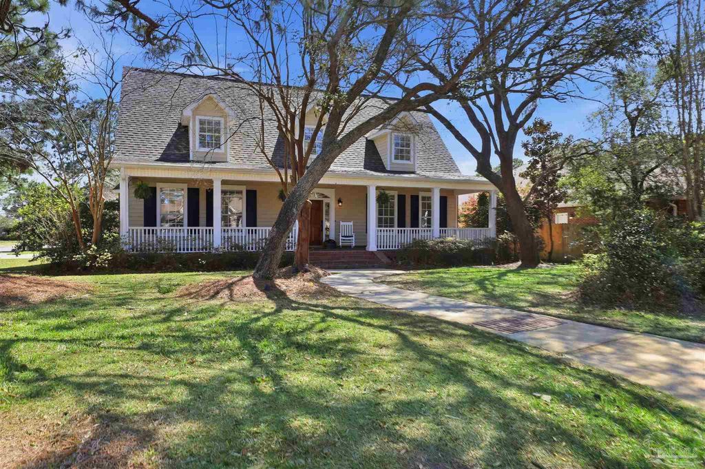 4279 Conradina Dr, Gulf Breeze, FL 32563