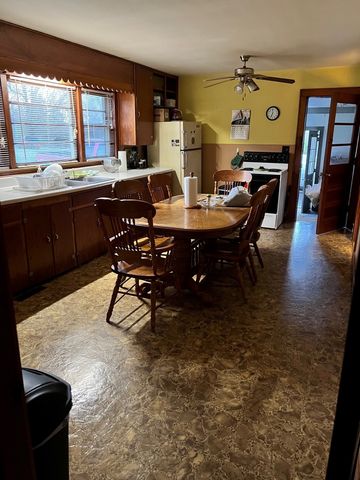 775 Railroad Rd, Wartrace, TN 37183