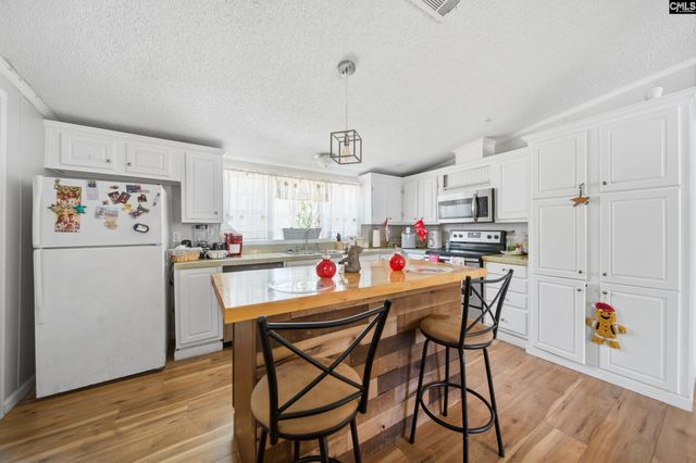 1109 Chappell Creek Road, Hopkins, SC 29061