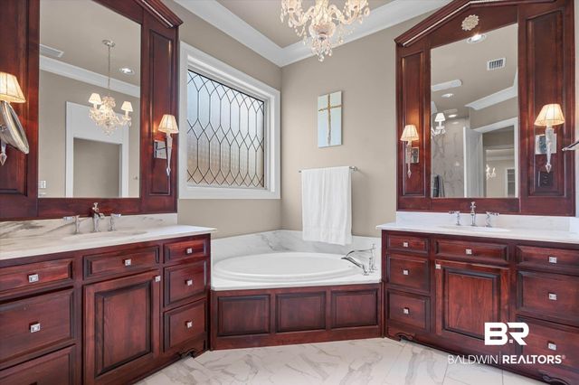 808 Country Club Court, Mobile, AL 36609