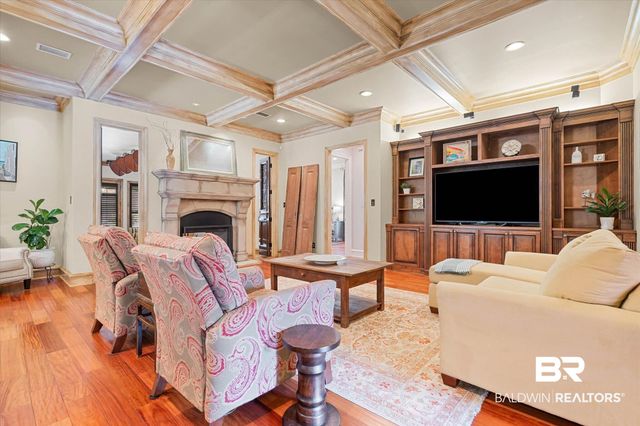 808 Country Club Court, Mobile, AL 36609