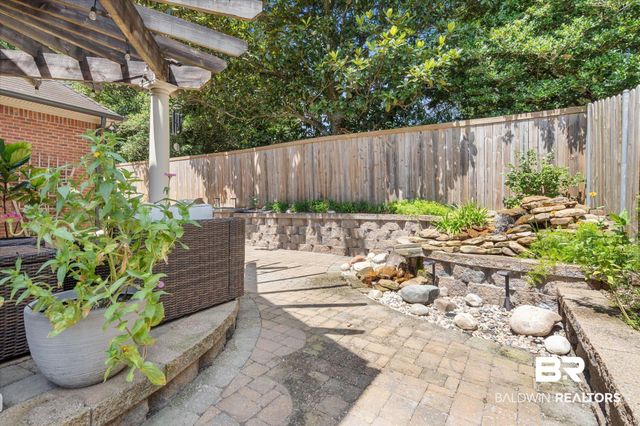808 Country Club Court, Mobile, AL 36609
