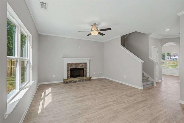 176 Elivia Way, Dallas, GA 30132