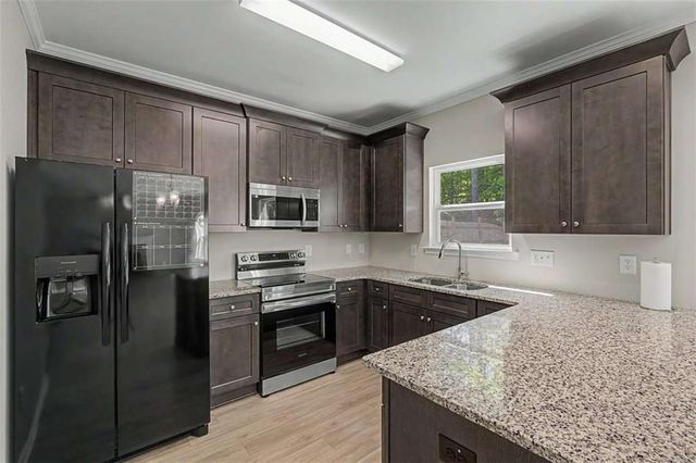 176 Elivia Way, Dallas, GA 30132
