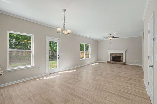 176 Elivia Way, Dallas, GA 30132