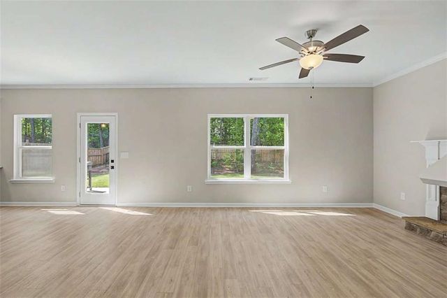 176 Elivia Way, Dallas, GA 30132