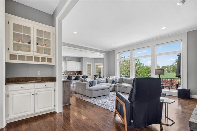 14621 DEARBORN Street, Overland Park, KS 66223