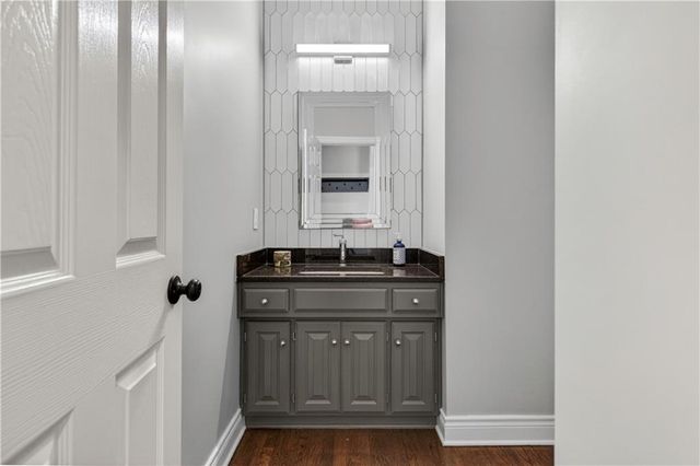 14621 DEARBORN Street, Overland Park, KS 66223