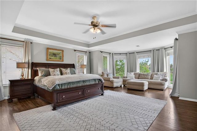 14621 DEARBORN Street, Overland Park, KS 66223