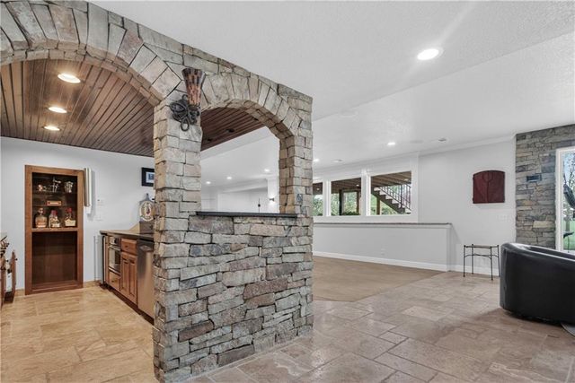 14621 DEARBORN Street, Overland Park, KS 66223