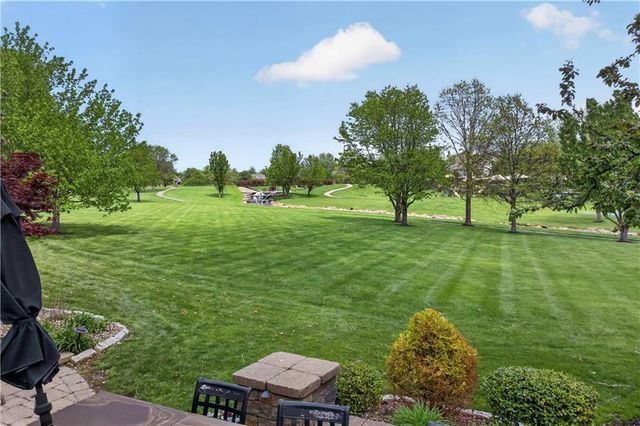 14621 DEARBORN Street, Overland Park, KS 66223