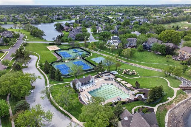 14621 DEARBORN Street, Overland Park, KS 66223