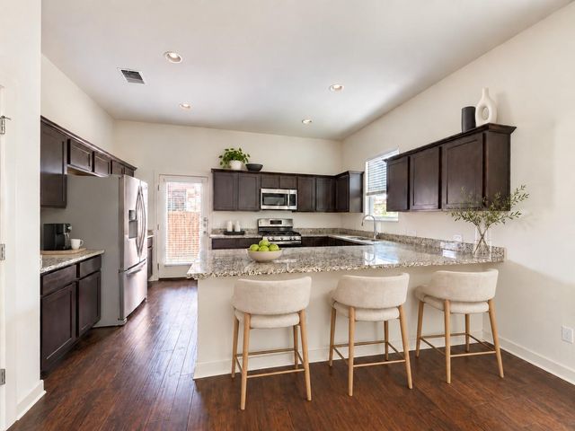 1229 Westborough LN 18, Leander, TX 78641