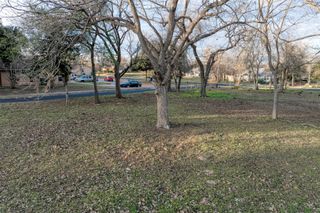 Lot 2 E Alamo ST, Elgin, TX 78621