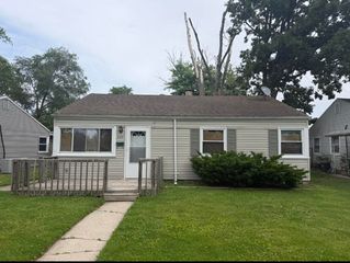227 N Delaware Street, Hobart, IN 46342