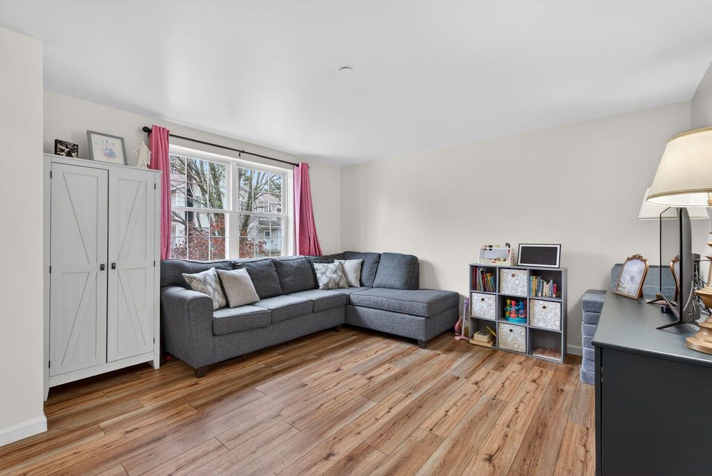 8 Enterprise Drive 8, Brunswick, ME 04011 — photo 5