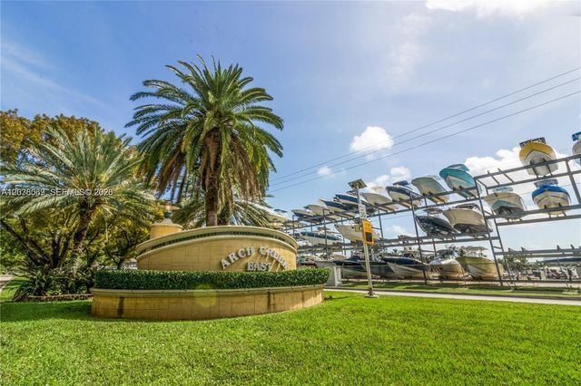 1955 NE 135th Street 308, North Miami, FL 33181