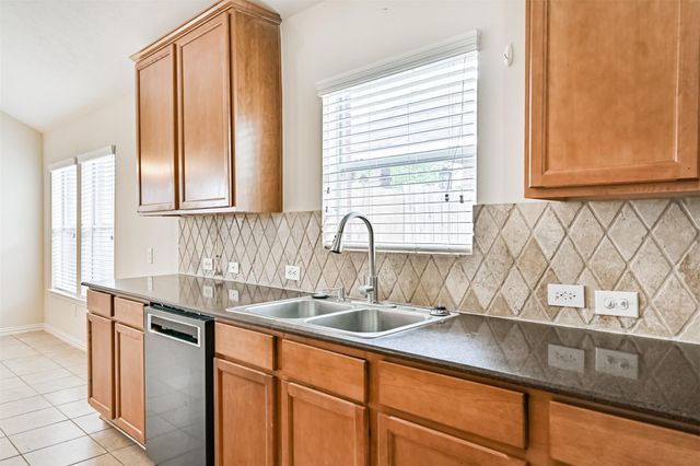 3430 Danbury Chase Trail, Fresno, TX 77545