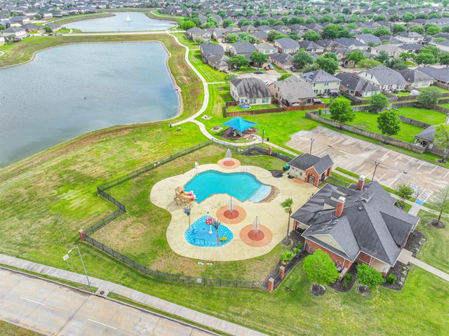 3430 Danbury Chase Trail, Fresno, TX 77545