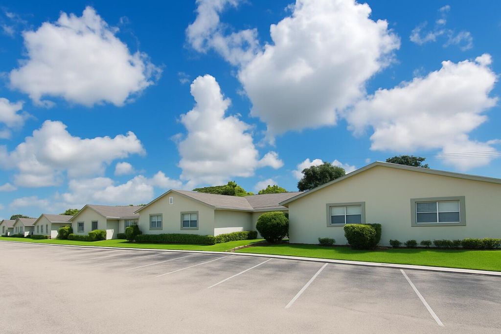 511 Banks Road 3, Margate, FL 33063