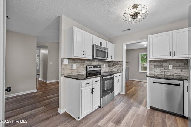 207 Winter Road, Jacksonville, NC 28540