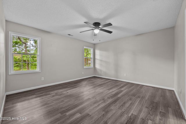 207 Winter Road, Jacksonville, NC 28540