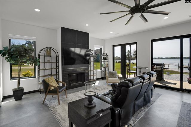 116 CURRIOMAN Drive, Chapin, SC 29036