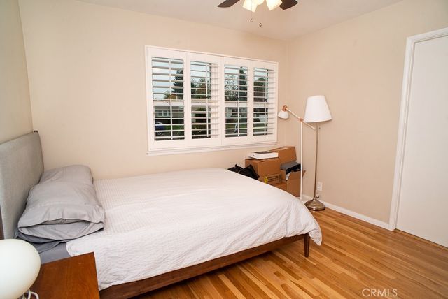 6458 Hanna Ave, Woodland Hills, CA 91303