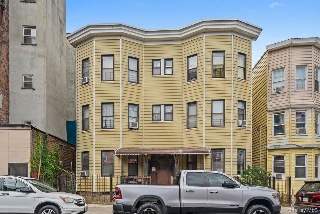 27 Saratoga Avenue, Yonkers, NY 10705 — exterior